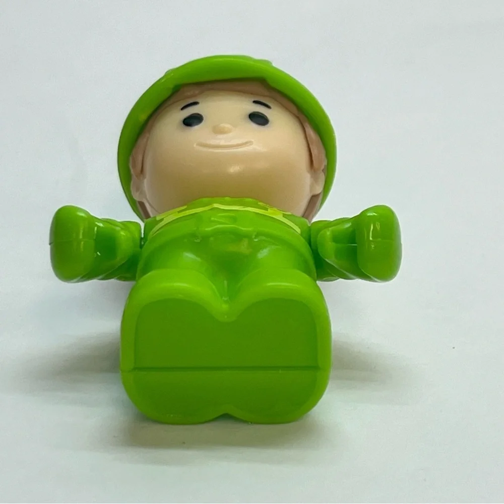 recycling worker figure green‎ uniform hard hat